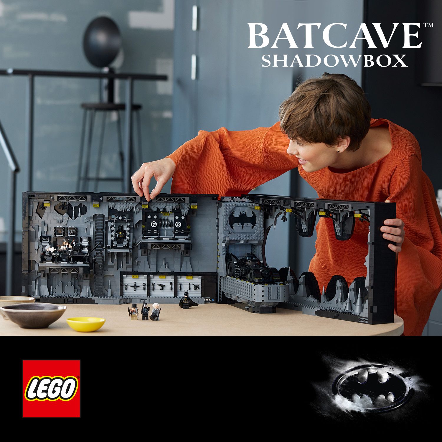 Batcave™ – Shadow Box 76252 | DC | Buy online at the Official LEGO® Shop US